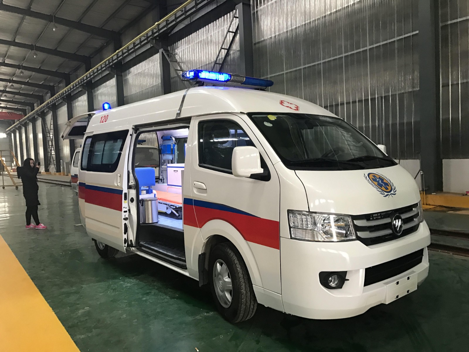 江孜县救护车转院